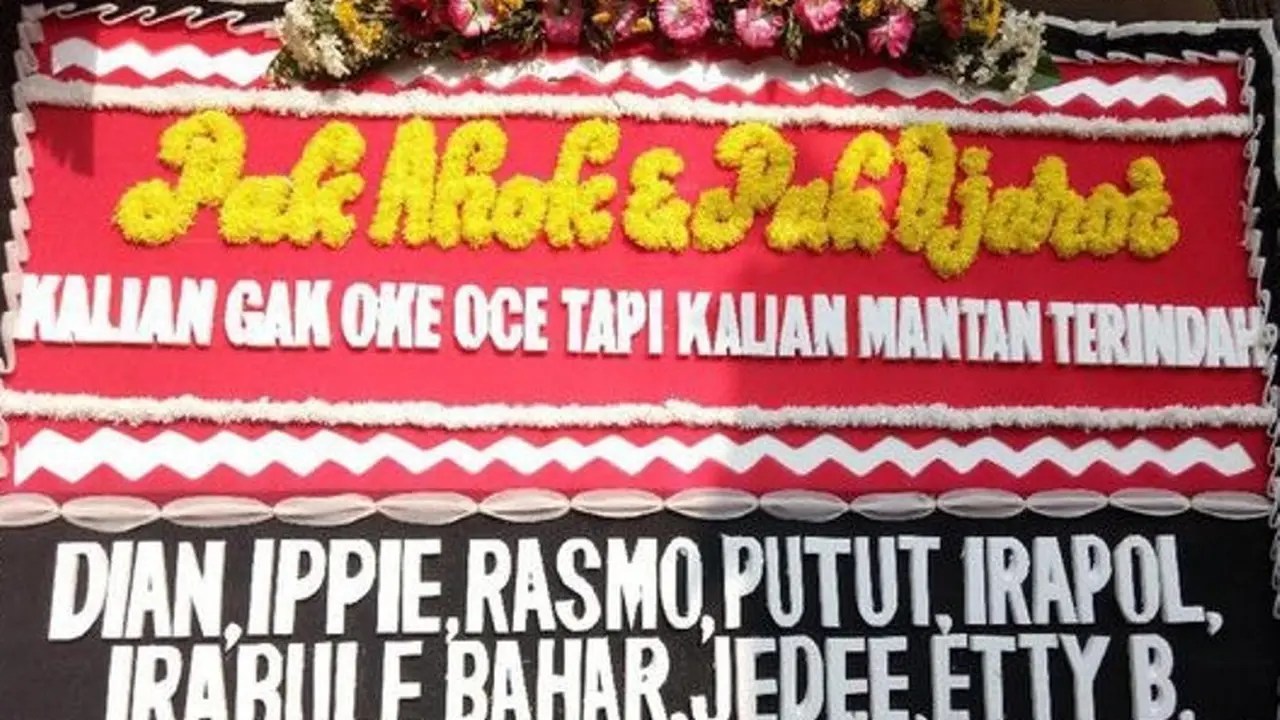 Karangan Bunga untuk Ahok-Djarot