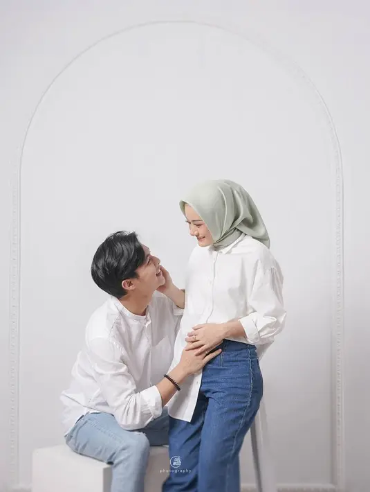 Rey Mbayang dan Dinda Hauw (Instagram/dindahw)