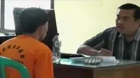 Pelaku penganiayaan balita di Bandung Barat, ditangkap.  (Liputan 6 SCTV)