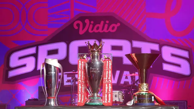 Keseruan Hari Pertama Vidio Sports Festival, Liliyana Natsir dan Mohammad Ahsan Main Bulu Tangkis Gunakan Teflon dan Raket Nyamuk