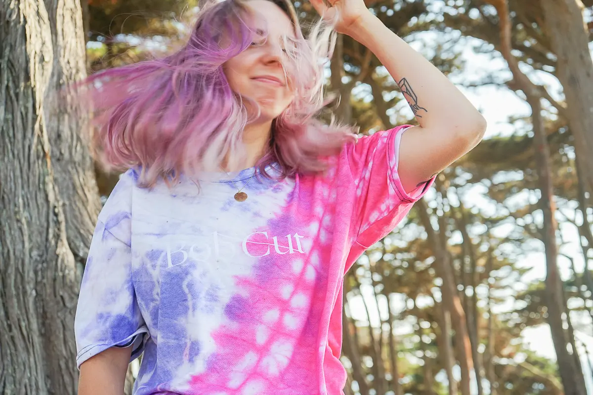 3 Teknik Buat Baju Tie Dye Dengan Mudah Hanya dengan Pemutih