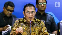 Kepala Badan Pusat Statistik (BPS) Suhariyanto menyampaikan keterangan terkait kondisi ekspor dan impor pada Januari 2020 di Gedung BPS, Jakarta, Senin (17/2/2020). Nilai ekspor dan impor Januari 2020 terkoreksi mengalami penurunan dibandingkan posisi bulan sebelumnya. (Liputan6.com/Faizal Fanani)