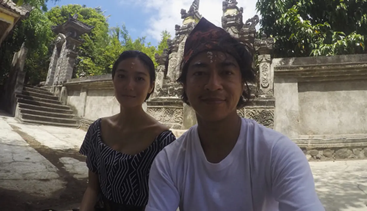 Wanita yang memiliki hobi traveller itu juga memiliki keinginan untuk naik gunung meski sedang berbadan dua. Itu salah satu ngidam yang berbeda dari kebanyakan perempuan yang ngidam ingin memakan sesuatu. (Instagram/dominiquediyose)