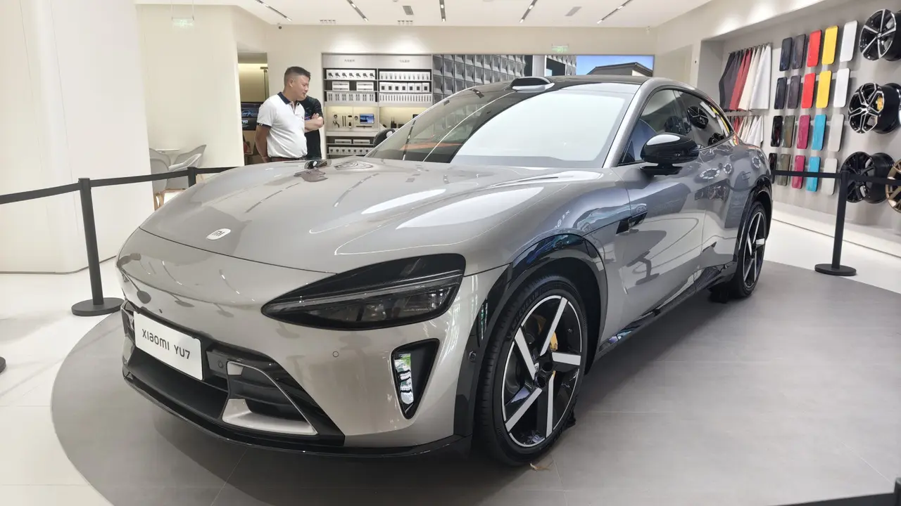 Sebagai SUV listrik massal pertama Xiaomi, YU7 kini jadi sorotan tajam, di mana detail kecil bisa memengaruhi citra dan kepercayaan konsumen (Carnewschina)