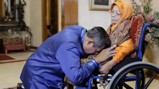 Ibunda Meninggal Dunia, Ini Potret Kebersamaan SBY dengan Siti Habibah