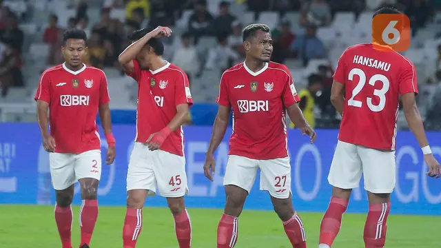 Foto: Telat Panas, Liga Indonesia All Star Dibungkam Oxford United di Piala Presiden 2025