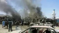 Ledakan bom di pasar Afghanistan. (The Age.com.au)