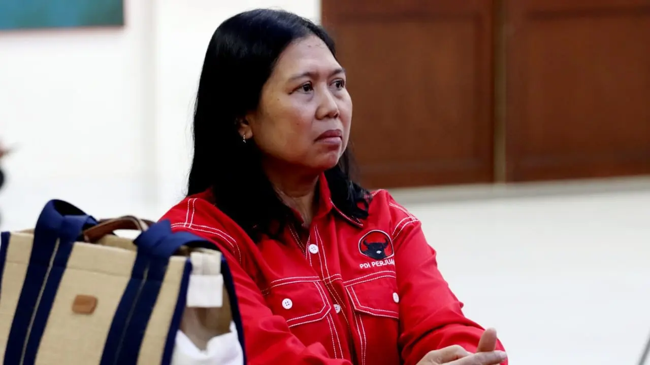 Legenda tenis Indonesia Yayuk Basuki bergabung dengan PDIP. (dok PDIP)