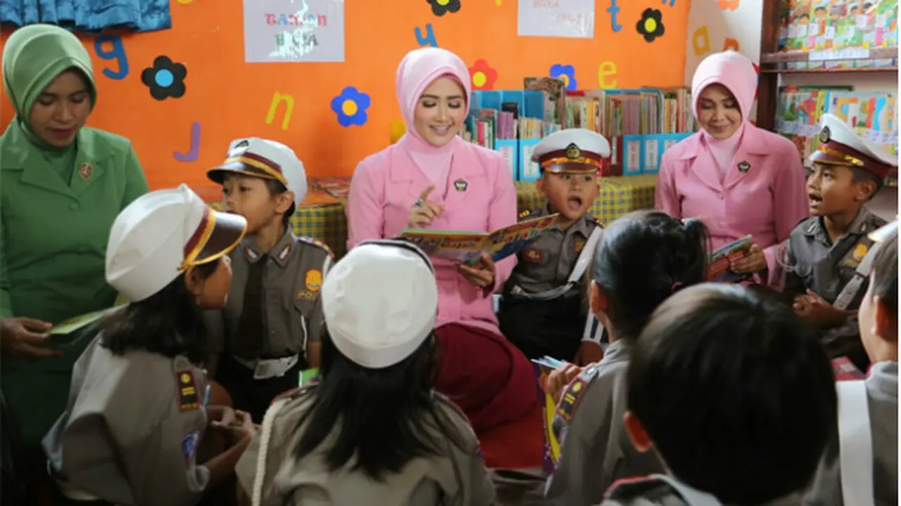 Istri Kapolres Malang Bikin Salah Fokus