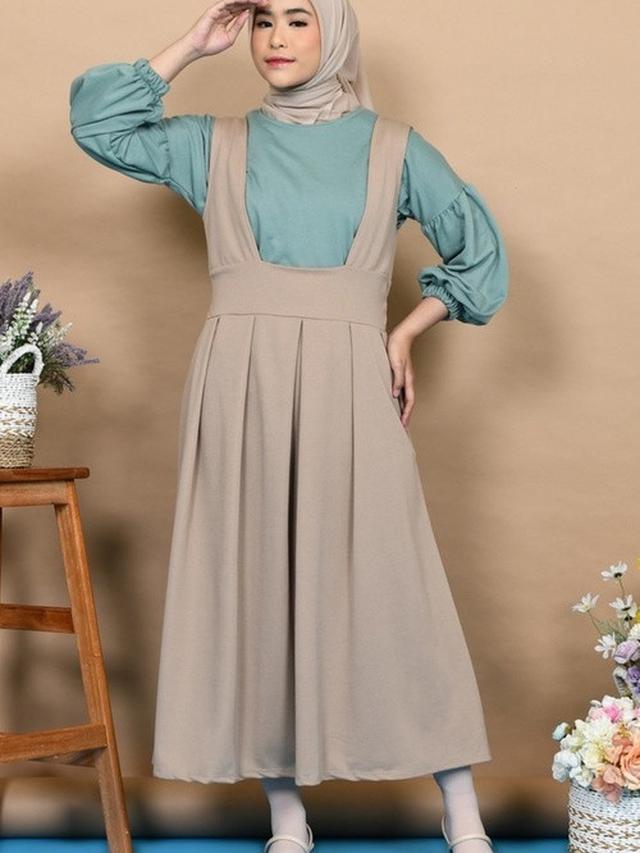 10 Inspirasi Jumpsuit Hijab Terbaru 2024, Bikin Penampilan Makin Stylish