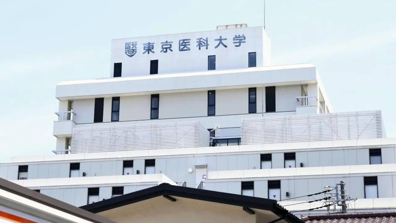 Salah satu rumah sakit di Jepang, yang ketahuan melakukan tindakan curang pada staf medis wanita (Kyodo News Agency)