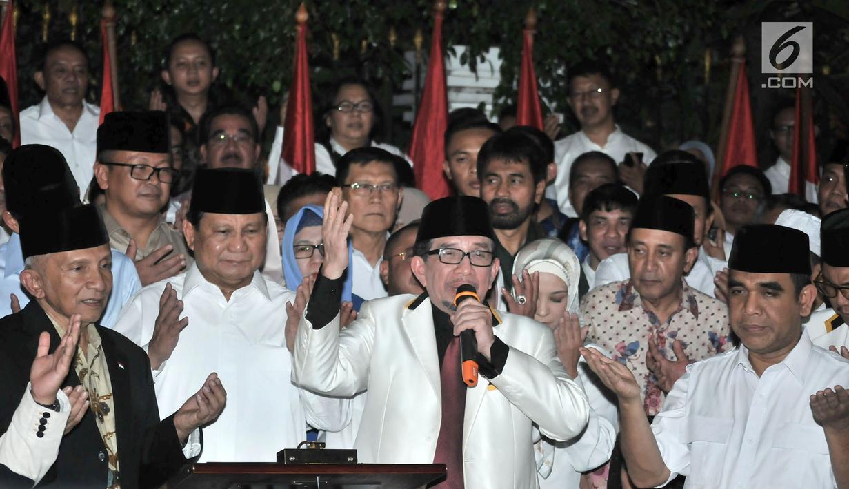 Politisi senior PKS Salim Assegaf memberikan keterangan pers saat deklarasi capres cawapres Prabowo - Sandiaga di Kertanegara, Jakarta, Kamis (9/8). Koalisi Gerindra, PAN dan PKS membawa Prabowo-Sandiaga ke Pilpres 2019. (Merdeka.com/Iqbal S Nugroho)