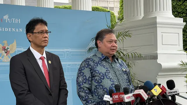 Menteri Koordinator Bidang Perekonomian Airlangga Hartarto dan Menteri Keuangan Purbaya Yudhi Sadewa.
