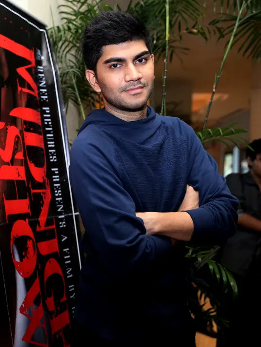 "Saya ngefans banget sama Acha. Dari saya SMP nonton heart di film dia saya nangis. Dan sekarang jadi kenyataan," aku Gandhi Fernando. (Andy Masela/Bintang.com)