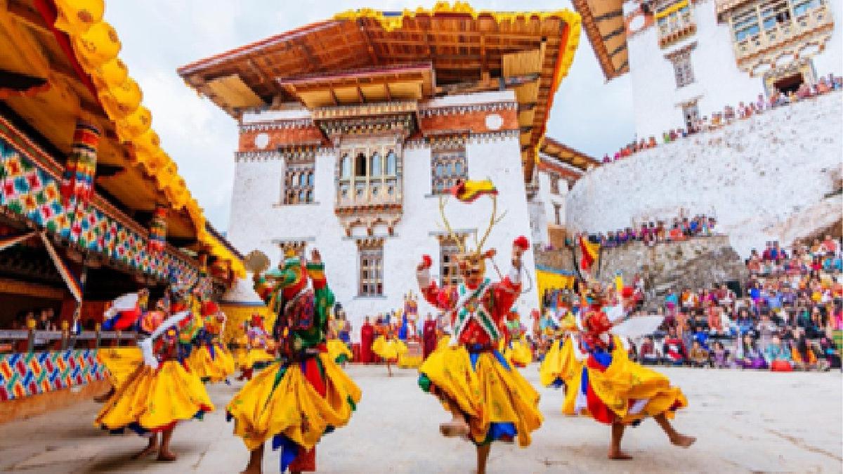 Daftar 4 Festival Seru di Bhutan pada 2026, dari Kuliner hingga Wellness