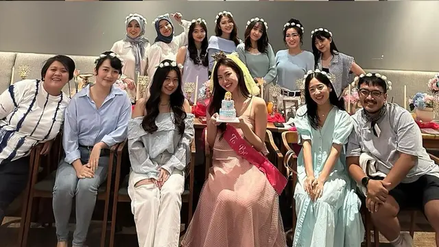 7 Potret Bridal Shower Shanju Eks JKT48, Segera Menikah dengan Jonathan Christie