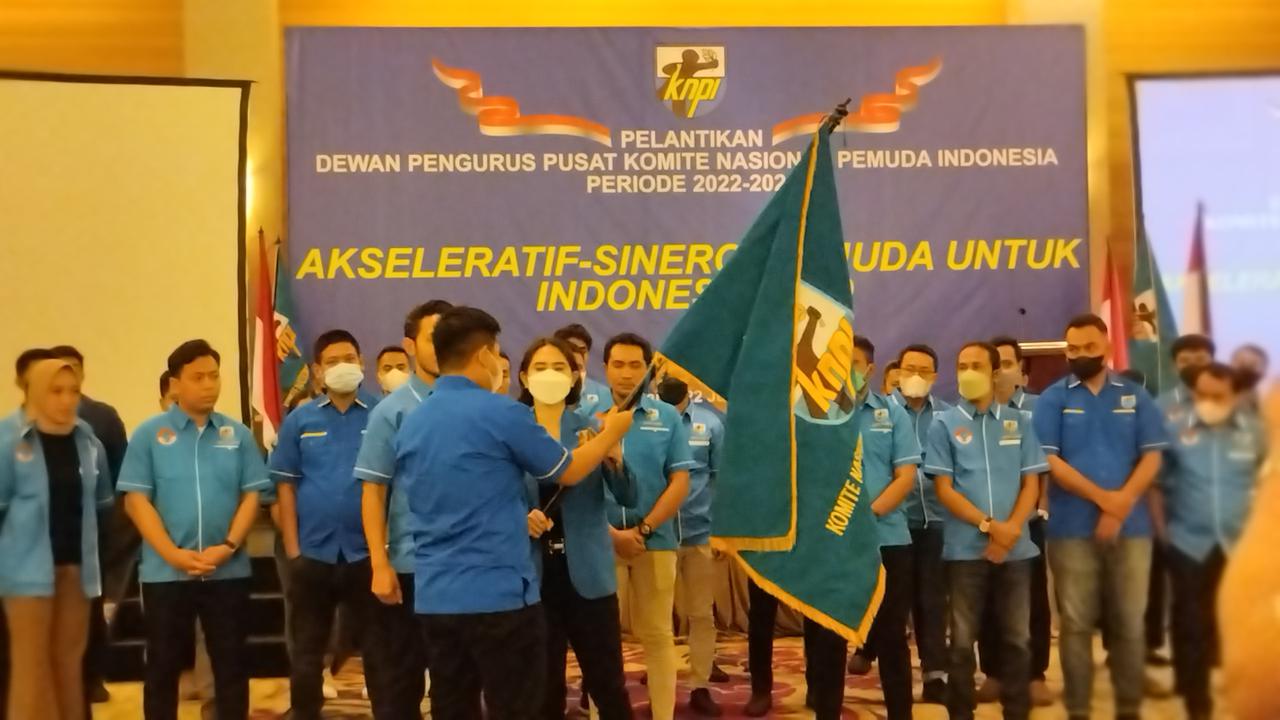 Komite Nasional Pemuda Indonesia (KNPI) menggelar pelantikan Dewan Pengurus Pusat (DPP) Periode 2022-2025 yang diketuai oleh Putri Khairunnisa. (Liputan6.com/WInda Nelfira)