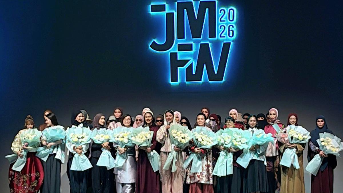 Wardah Gandeng 6 Wamen Perempuan ke Runway JMFW 2026, Dyah Roro Esti sampai Veronica Tan