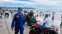 Kepadatan Wisatawan Saat Libur Idul Fitri 2025. (Kamis, 03/04/2025). (Dokumentasi Ditpolairud Polda Banten).