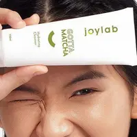 Joylab meluncurkan dua varian terbaru facial wash dalam rangkaian Matcha Series yang bisa diandalkan untuk segala kebutuhan kulitmu, menyusul cleanser legendaris sebelumnya.