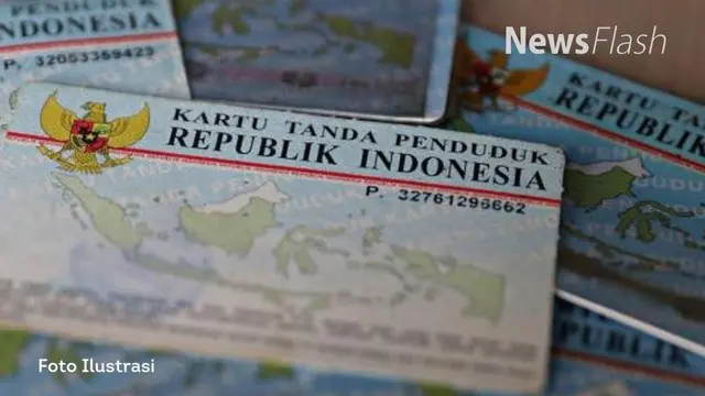 Ditemukan 38 buah e-KTP dan Nomor Pokok Wajib Pajak (NPWP) palsu, yang dalam manifest tertulis ID Card yang dikirim dari Kamboja.