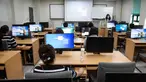 Para pembelot Korea Utara mengikuti kelas komputer di Hanawon (Pusat Dukungan Permukiman untuk Pengungsi Korea Utara) di Anseong, Provinsi Gyeonggi, Korea Selatan, Senin (10/7/2023). Hanawon adalah fasilitas Korea Selatan untuk pelatihan adaptasi sosial para pembelot Korea Utara, mempersiapkan mereka untuk hidup di Korea Selatan. (Heon-Kyun Jeon/Pool Photo via AP)