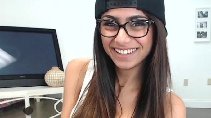 [Bintang] Mia Khalifa