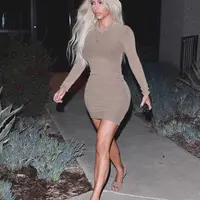 Sementara itu Kim Kardashian kembali menegaskan bahwa malam Tahun Baru jatuh pada hari Minggu. (instagram/kimkardashian)