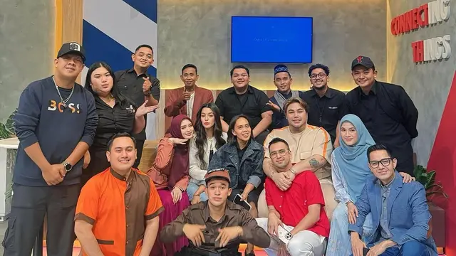 Potret Kesibukan Inara Rusli di Bulan Ramadhan yang Produktif. (instagram/mommy_starla)