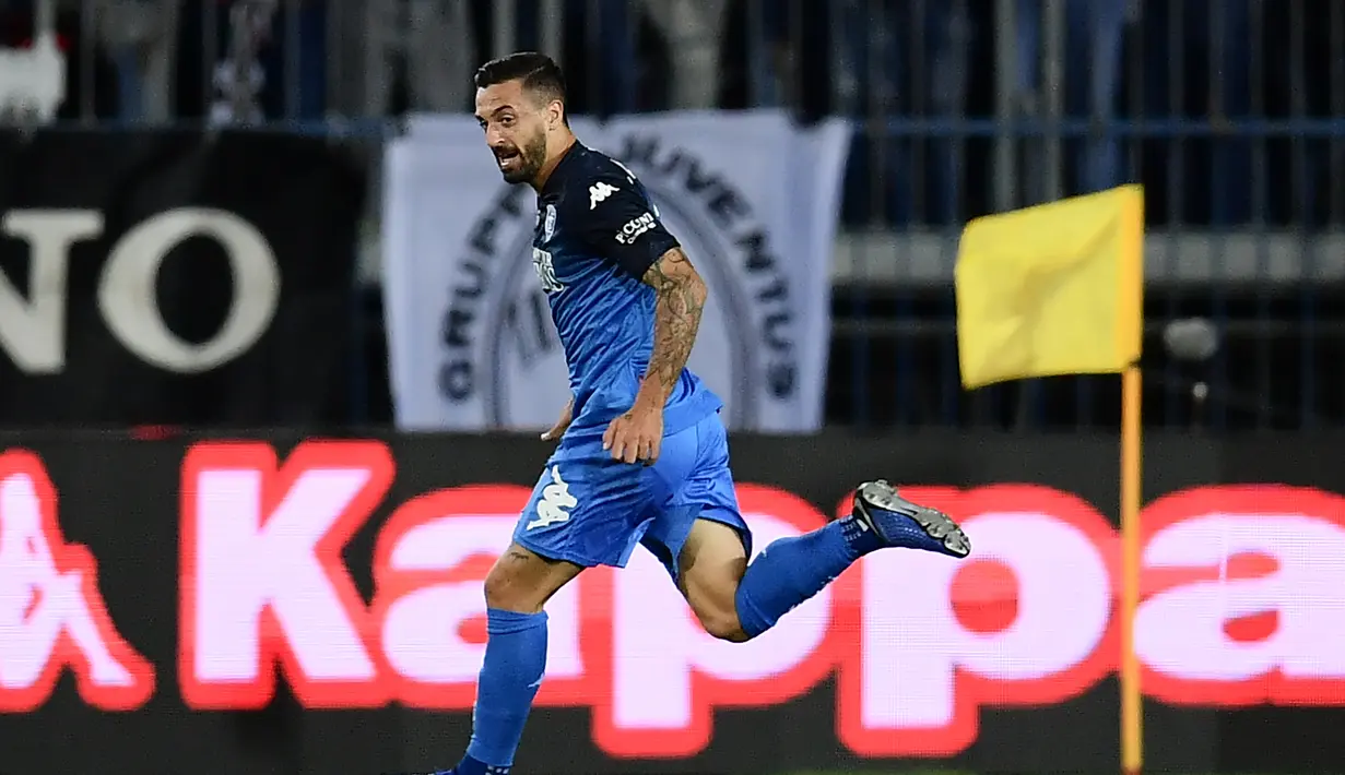 8. Francesco Caputo (Empoli FC) - 7 gol dan 1 assist (AFP/Marco Bertorello)