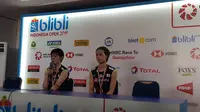 Ganda putri Jepang, Yuki Fukushima/Sayaka Hirota, berhasil meraih gelar Indonesia Open 2019 setelah mengalahkan rekan senegaranya, Misaki Matsutomo/Ayaka Takahasi, dengan skor 21-16, 21-18, Minggu (21/7/2019). (Bola.com/Zulfirdaus Harahap)