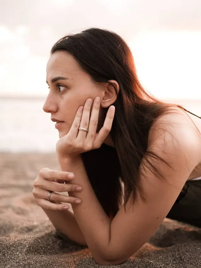 Dahlia Poland tetap terlihat cantik dan terawat [Instagram/dahliachr]