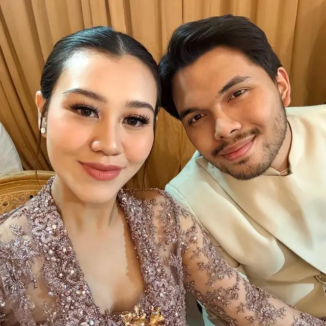 Model Kebaya Aaliyah Massaid saat Hadiri Pernikahan Al Ghazali dan Alyssa Daguise
