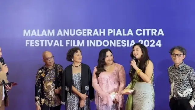 Sherina Munaf dan Sang Kakak, Virania Munaf hadir di FFI 2024. [@trinityoptima]