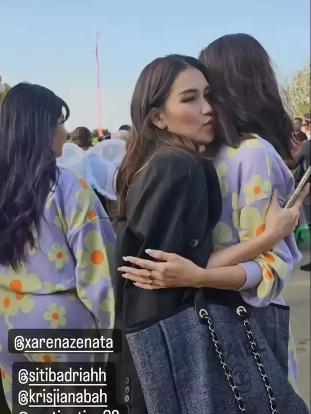 Ayu Ting Ting di ultah anak Siti Badriah (Instagram/sarwendah29)