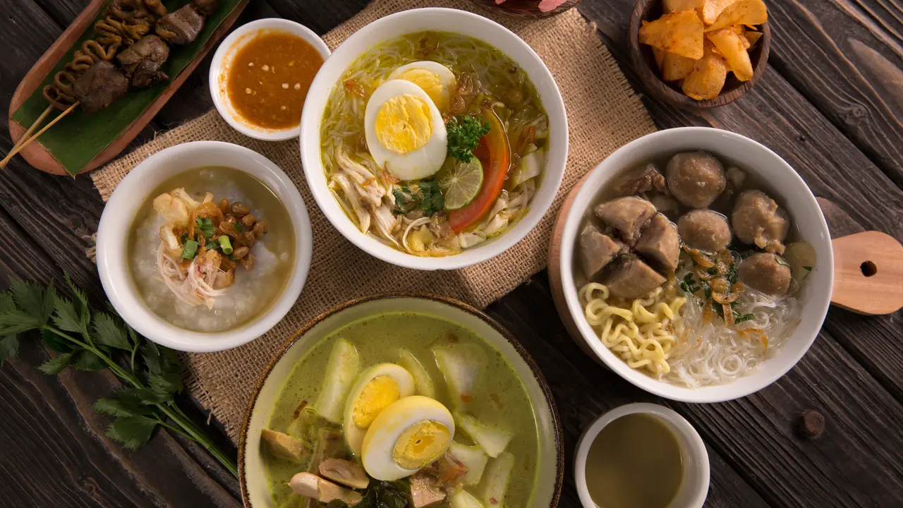 Eksistensi Kuliner Soto dan Pesan Keberagaman Indonesia