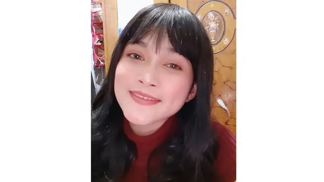 6 Potret Terbaru Sellha Purba, Cewek Pasukan Orange yang Dulu Viral