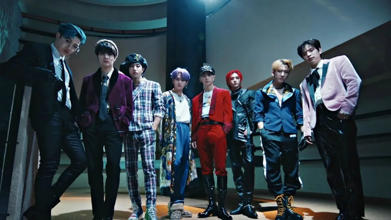 Stray Kids ODDINARY Trailer