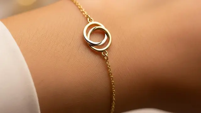 Model Gelang Emas Rantai Halus yang Tidak Terlihat Tua