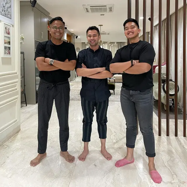 Makan Malam Bareng, Ini 6 Potret Kaesang Ajak Nadya Arifta ke Rumah Raffi Ahmad