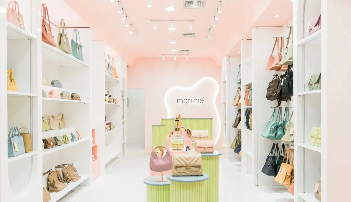 Merché baru saja membuka store ke-8 di Mall FX Sudirman. Tari Puji Lestari, selaku Creative Director dan Founder merché mengungkapkan store ini lebih nyaman dengan koleksi lengkap. Credit: Merché