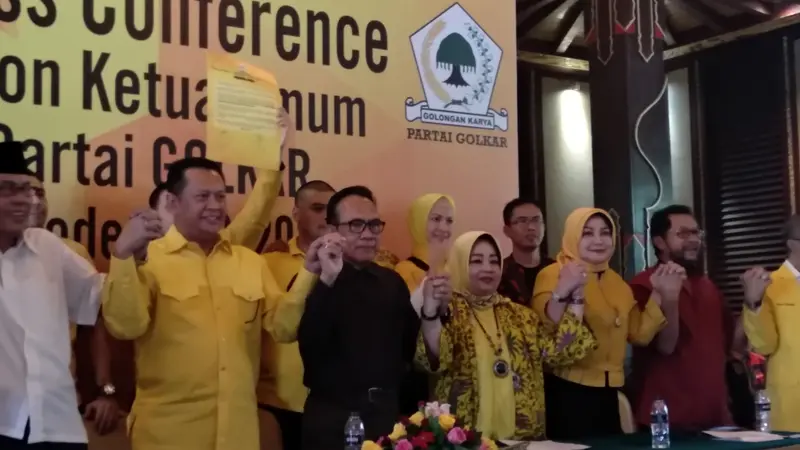Bambang Soesatyo mendeklarasikan maju sebagai calon ketua umum Partai Golkar.