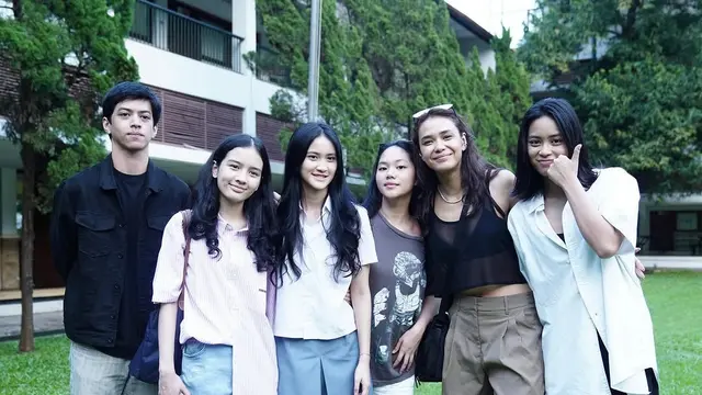 6 Potret Pemain AADC di Lokasi Syuting Rangga & Cinta, Beri Dukungan Hangat