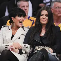 Kris Jenner dan Khloe Kardashian (Bintang/EPA)