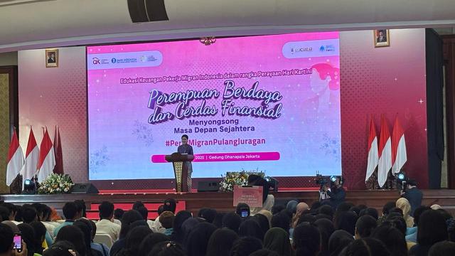 Otoritas Jasa Keuangan (OJK) menyelenggarakan Edukasi Keuangan bagi Pekerja Migran Indonesia (PMI) dalam rangka memperingati Hari Kartini Tahun 2025. (Foto: Liputan6.com/Tira Santia)