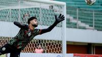 Penjaga gawang PSS Sleman asal Filipina, Anthony Pinthus. (Bola.com/Dok PSS)