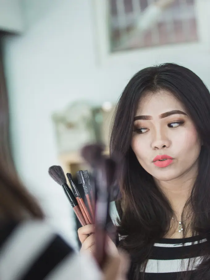 Rahasia Makeup Anti Gagal: Fungsi 7 Jenis Brush Ini Wajib Kamu Tahu!