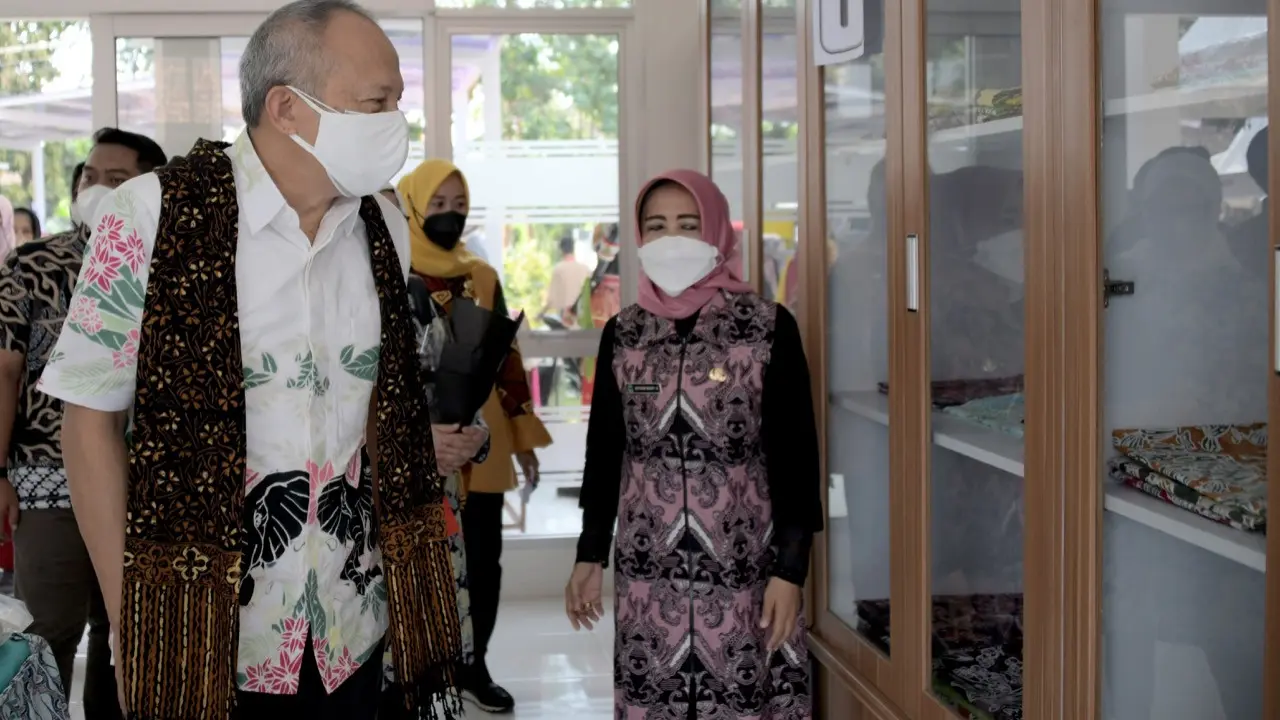 Sekretaris Daerah Provinsi Jawa Barat Setiawan Wangsaatmaja