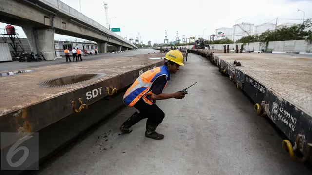 20170113- Kereta Peti Kemas Gedebage-Tanjung Priok Mulai Beroperasi-Jakarta- Faizal Fanani-0