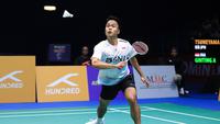 Tunggal putra Indonesia, Anthony Sinisuka Ginting, saat bertanding pada semifinal Kejuaraan Bulutangkis Asia 2023 di Sheikh Rashid Bin Hamdan Indoor Hall, Al Nasr Club, Dubai, Uni Emirat Arab, Sabtu (29/4/2023). (Bola.com/Humas PBSI)